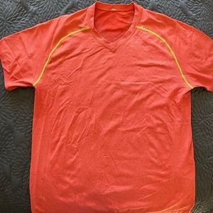 Lullulemon men’s t shirt
